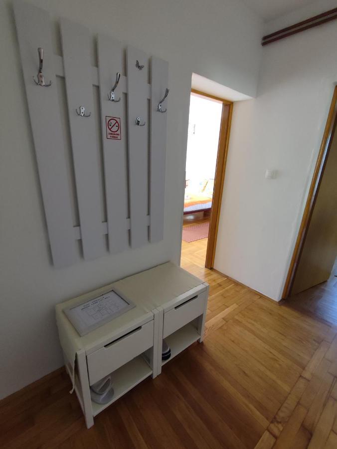 Apartments & Rooms 4 Rijeke Карловаць Екстер'єр фото