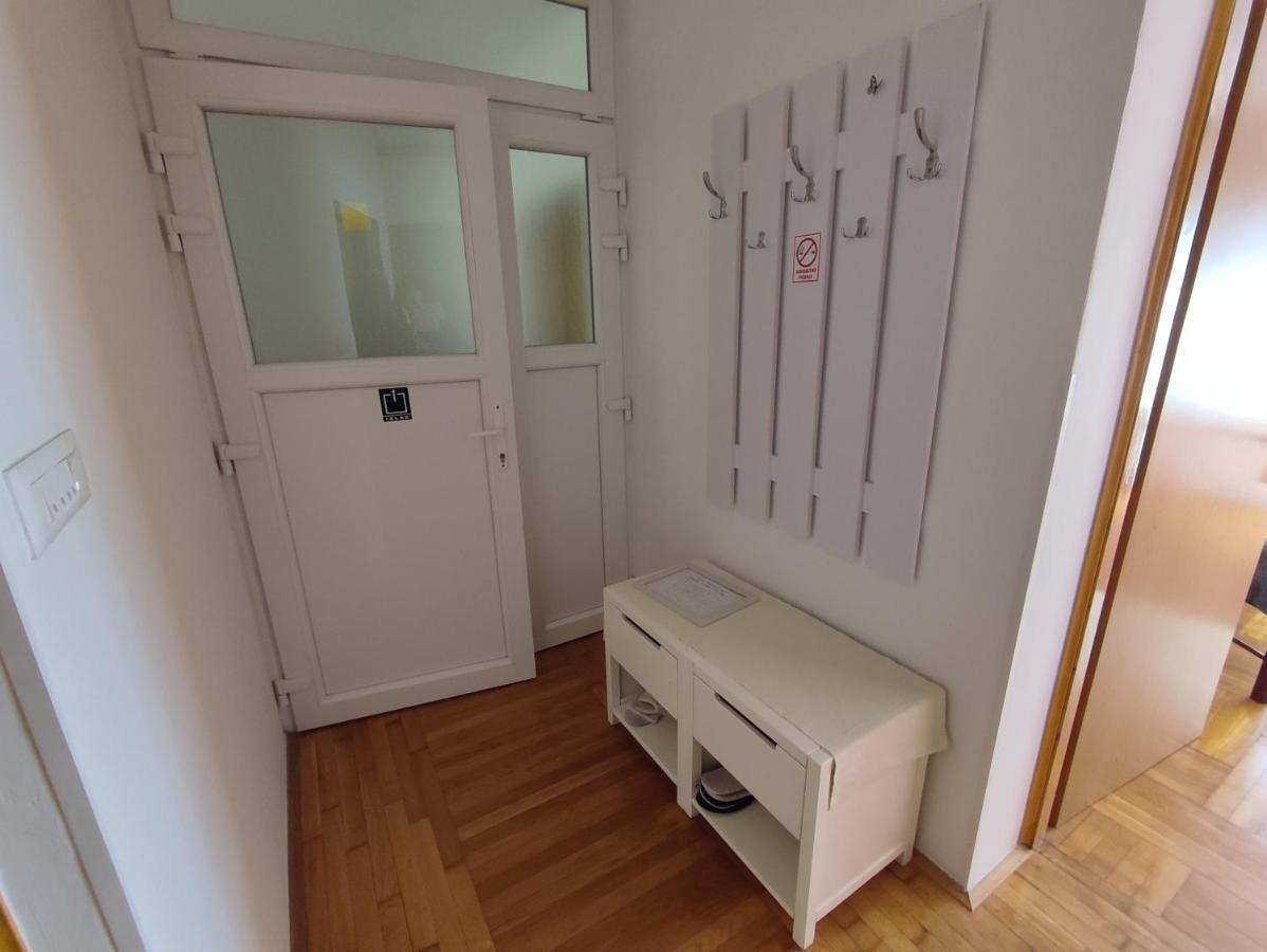 Apartments & Rooms 4 Rijeke Карловаць Екстер'єр фото