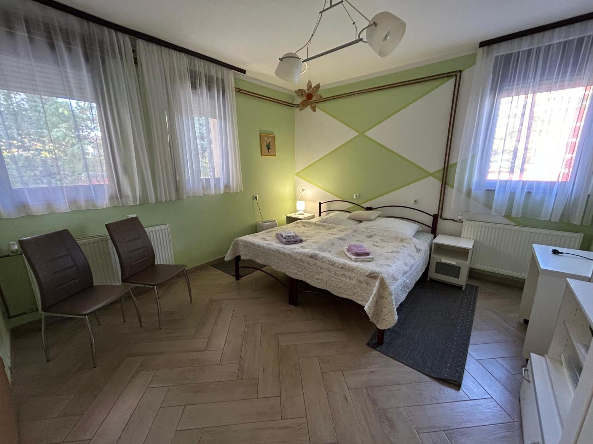 Apartments & Rooms 4 Rijeke Карловаць Екстер'єр фото