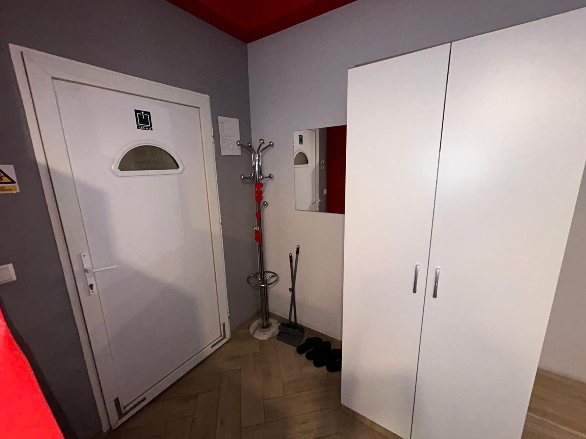 Apartments & Rooms 4 Rijeke Карловаць Екстер'єр фото