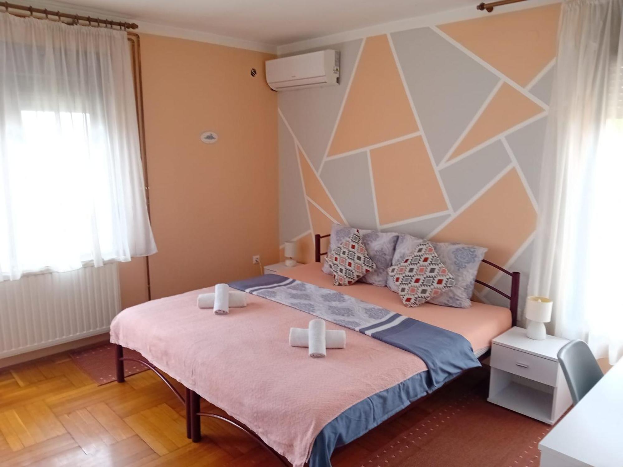 Apartments & Rooms 4 Rijeke Карловаць Екстер'єр фото