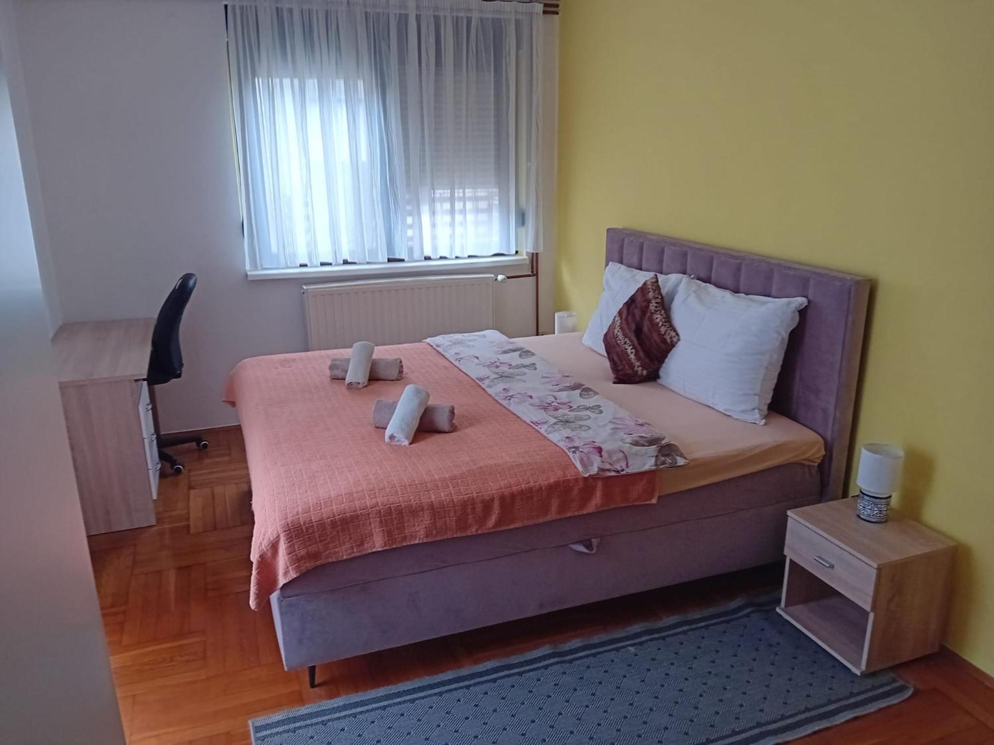 Apartments & Rooms 4 Rijeke Карловаць Екстер'єр фото